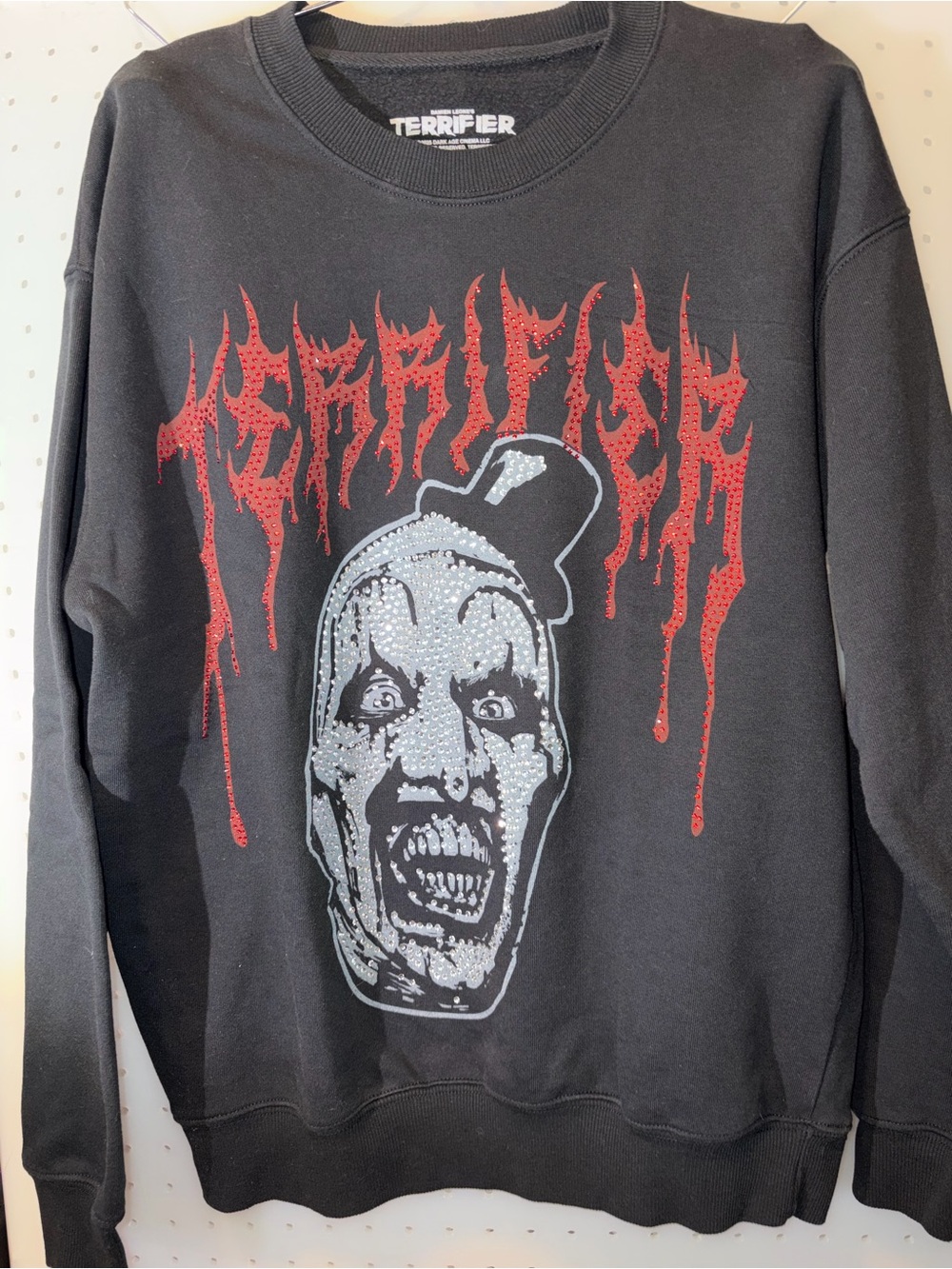 Terrifier Black Rhinestones Graphic Crewneck Sweatshirt with Red Horror Print